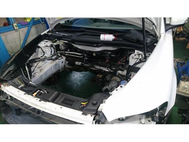 2009年　ボルボC70　エンジン中古載せ替え　川崎市　横浜市　修理　故障　不具合　外車　輸入車