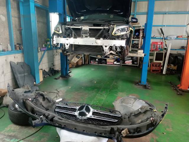 ベンツGLC パナメリカーナグリル取付！