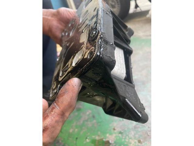 BMW X320d F25 クーラントレベル低下警告点灯
クーラント漏れ修理