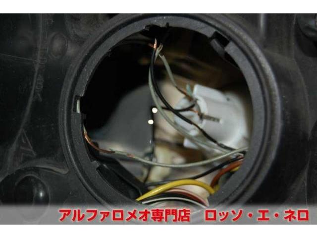 アルファロメオ159 2.2JTSセレ ヘッドライト・リアテール常時 アルファロメオ159 2.2JTSセレ ヘッドライト・リアテール常時