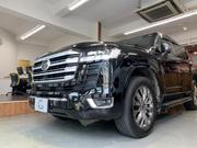 トヨタ ランドクルーザー300ZXのグリルをGRグリルに交換