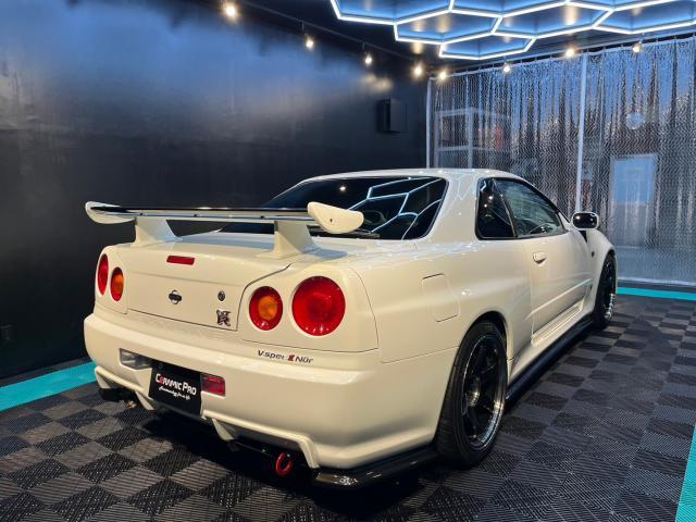 日産 スカイラインGT-R R34／セラミックプロイオン2層コーティング／ホイールコーティングのご紹介です。
東京都世田谷区のジェミーズ株式会社。渋谷区　目黒区　港区　品川区　神奈川県　横浜市　川崎市　新規のお客様大歓迎。代車　レッカー