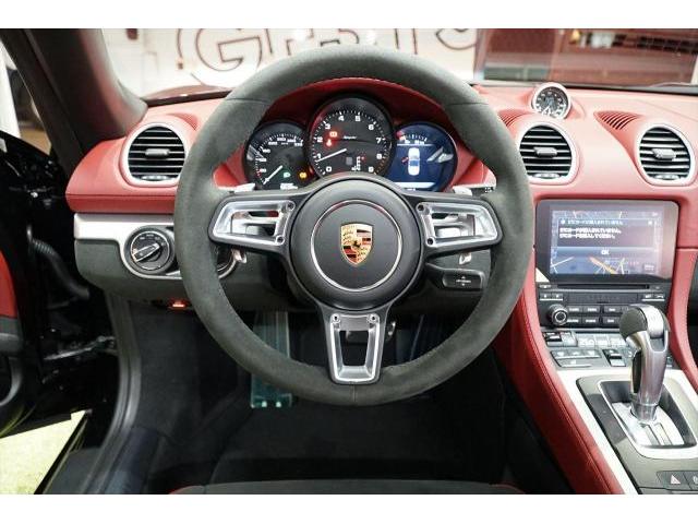 ポルシェ718スパイダーが入庫致しました。東京都世田谷区のジェミーズ株式会社。渋谷区　目黒区　港区　品川区　神奈川県　横浜市　川崎市　新規のお客様大歓迎。代車　レッカー