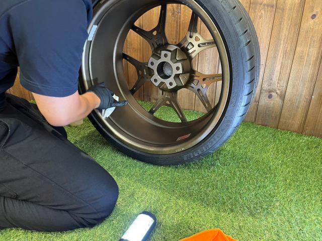 VOSSEN(ヴォッセ)　HYBRID FORGED SERIES　HF-5のホイールコーティングのご紹介です。東京都世田谷区のジェミーズ株式会社。渋谷区　目黒区　港区　品川区　神奈川県　横浜市　川崎市　新規のお客様大歓迎。代車　レッカー