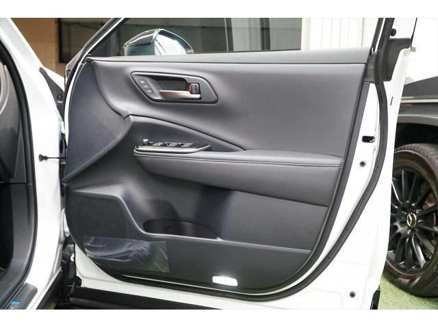 入庫情報2019年モデル トヨタ クラウン スポーツZ ハイブリッド パノラマルーフ 登録済未使用車。東京都世田谷区のジェミーズ株式会社。渋谷区　目黒区　港区　品川区　神奈川県　横浜市　川崎市　新規のお客様大歓迎。代車　レッカー