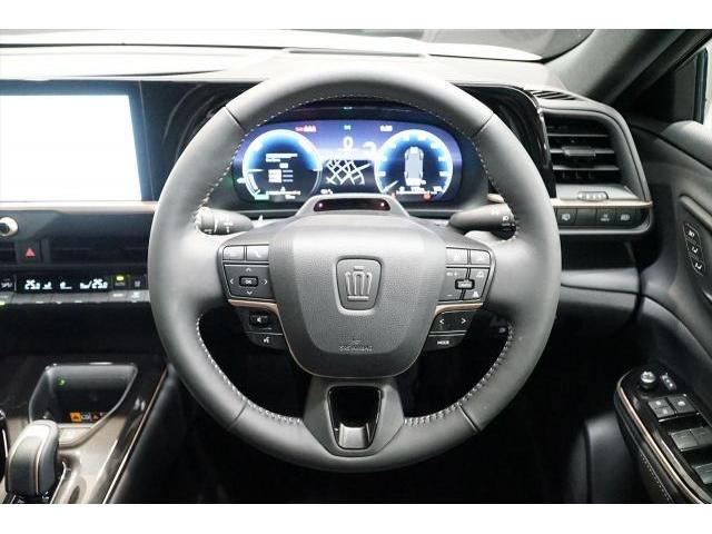 入庫情報2019年モデル トヨタ クラウン スポーツZ ハイブリッド パノラマルーフ 登録済未使用車。東京都世田谷区のジェミーズ株式会社。渋谷区　目黒区　港区　品川区　神奈川県　横浜市　川崎市　新規のお客様大歓迎。代車　レッカー