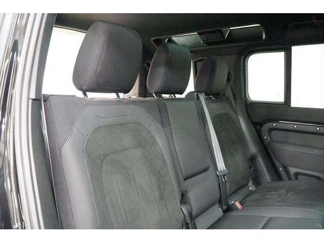 入庫情報 2015年モデル  ディフェンダー１１０ ダブルオーブラックＥＤ 国内限定１８０台  東京都世田谷区のジェミーズ株式会社。渋谷区　目黒区　港区　品川区　神奈川県　横浜市　川崎市　新規のお客様大歓迎。代車　レッカー