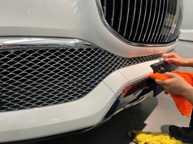 メルセデスマイバッハ　ＧＬＳ６００　セラミックプロイオン２層コーティングとインテリアコーティングを施工致しました。東京都世田谷区のジェミーズ株式会社。渋谷区　目黒区　港区　品川区　神奈川県　横浜市　川崎市　新規のお客様大歓迎。代車　レッカー