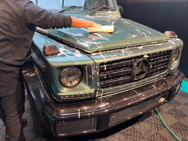 メルセデスベンツ G350d／セラミックプロイオン2層コーティング／ホイールコーティングのご紹介です。東京都世田谷区のジェミーズ株式会社。渋谷区　目黒区　港区　品川区　神奈川県　横浜市　川崎市　新規のお客様大歓迎。代車　レッカー