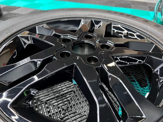 メルセデスベンツ G350d／セラミックプロイオン2層コーティング／ホイールコーティングのご紹介です。東京都世田谷区のジェミーズ株式会社。渋谷区　目黒区　港区　品川区　神奈川県　横浜市　川崎市　新規のお客様大歓迎。代車　レッカー