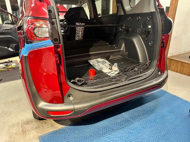 トヨタ シエンタにサブロクシステム製ＢＳＭ【ブラインドスポットモーション】汎用を取付致しました。京都世田谷区のジェミーズ株式会社。渋谷区　目黒区　港区　品川区　神奈川県　横浜市　新規のお客様大歓迎。代車　レッカー