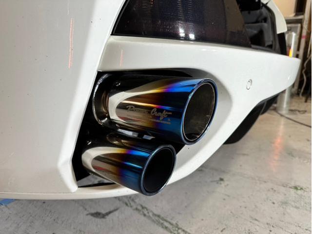 フェラーリ カリフォルニアのマフラーをパワークラフトマフラーから純正マフラーに交換させて頂きました。東京都世田谷区のジェミーズ株式会社。渋谷区　目黒区　港区　品川区　神奈川県　新規のお客様大歓迎。代車　レッカー