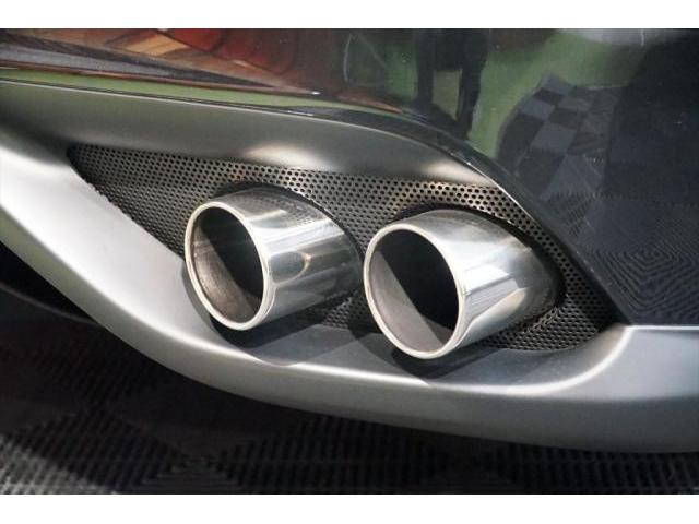 入庫情報 2014年モデル Ferrari FF 4WD オプション400万円 リフター付き ディーラー車 革命的な12気筒「FF/フェラーリ・フォー」が入庫致しました。東京都世田谷区のジェミーズ株式会社　渋谷区　目黒区　港区　品川区　