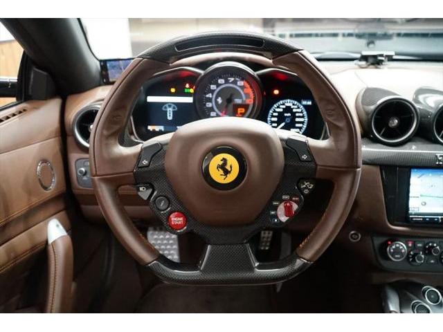 入庫情報 2014年モデル Ferrari FF 4WD オプション400万円 リフター付き ディーラー車 革命的な12気筒「FF/フェラーリ・フォー」が入庫致しました。東京都世田谷区のジェミーズ株式会社　渋谷区　目黒区　港区　品川区　