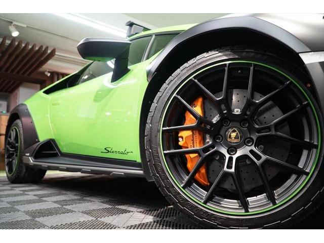 入庫情報 2024年モデル LAMBORGHINI ウラカンステラートが入庫致しました。東京都世田谷区のジェミーズ株式会社　渋谷区　目黒区　港区　品川区　新規のお客様大歓迎　代車　レッカー