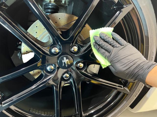 マセラティ　グラントゥーリズモ　ハイモースコート THE エッジ コーティング ／ ホイールコーティングのご紹介です。東京都世田谷区のジェミーズ株式会社　渋谷区　目黒区　港区　品川区　神奈川県　新規のお客様大歓迎　代車　レッカー