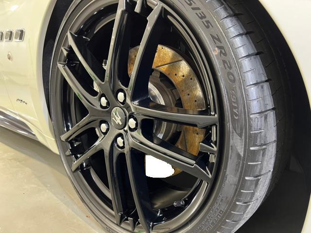 マセラティ　グラントゥーリズモ　ハイモースコート THE エッジ コーティング ／ ホイールコーティングのご紹介です。東京都世田谷区のジェミーズ株式会社　渋谷区　目黒区　港区　品川区　神奈川県　新規のお客様大歓迎　代車　レッカー