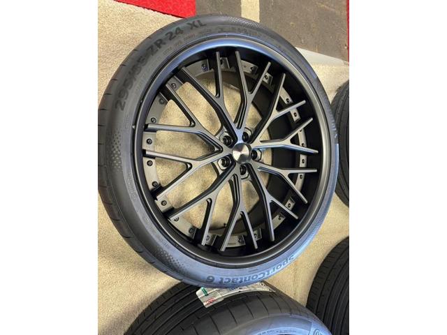 メルセデスマイバッハ GLS600に24インチのハイパー