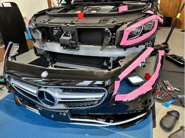 メルセデスＡＭＧ Ｓ６３クーペのフロントグリルをパナメリカーナスタイルグリルに交換致しました。東京都世田谷区のジェミーズ株式会社　渋谷区　目黒区　港区　品川区　神奈川県　横浜市　川崎市　新規のお客様大歓迎　代車　レッカー
