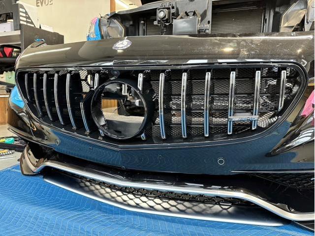 メルセデスＡＭＧ Ｓ６３クーペのフロントグリルをパナメリカーナスタイルグリルに交換致しました。東京都世田谷区のジェミーズ株式会社　渋谷区　目黒区　港区　品川区　神奈川県　横浜市　川崎市　新規のお客様大歓迎　代車　レッカー