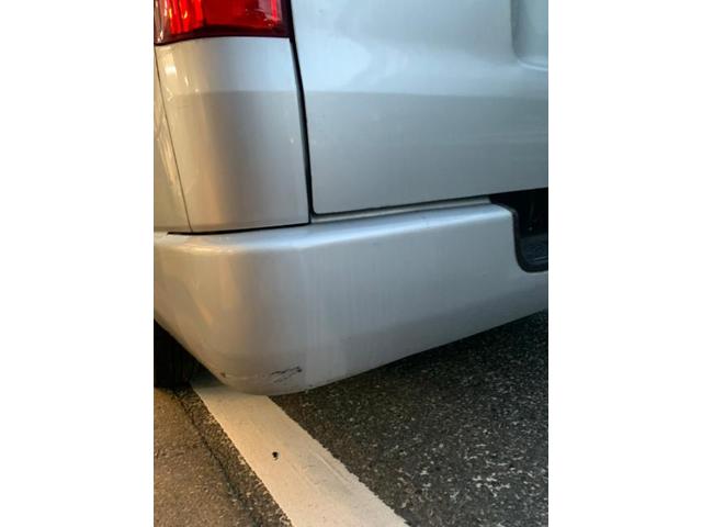 トヨタ ハイエースの傷がついてしまったボディを鈑金修理致しました！！東京都世田谷区のジェミーズ株式会社　渋谷区　目黒区　港区　品川区　神奈川県　横浜市　新規のお客様大歓迎　代車　レッカー