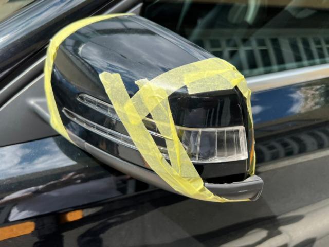 メルセデスベンツ ＧＬA２５０の壊れてしまったサイドミラーの交換を致しました！！お問合せ番号SB7521　東京都世田谷区のジェミーズ株式会社　渋谷区　目黒区　港区　品川区　神奈川県　横浜市　新規のお客様大歓迎　代車　レッカー