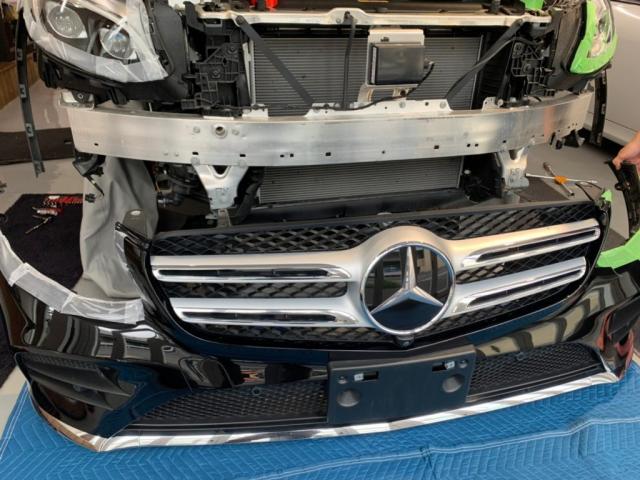 メルセデスベンツ ＧＬＣ２２０ｄのフロントグリルをパナメリカーナスタイルグリルに交換致しました！！お問合せ番号SB7216　東京都世田谷区のジェミーズ株式会社　渋谷区　目黒区　港区　品川区　神奈川　新規のお客様大歓迎　代車　レッカー
