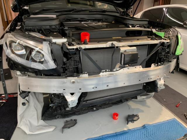 メルセデスベンツ ＧＬＣ２２０ｄのフロントグリルをパナメリカーナスタイルグリルに交換致しました！！お問合せ番号SB7216　東京都世田谷区のジェミーズ株式会社　渋谷区　目黒区　港区　品川区　神奈川　新規のお客様大歓迎　代車　レッカー
