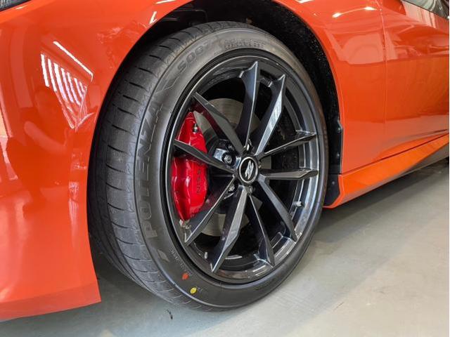 日産 フェアレディZにホイールリムガード「アロイゲーター」の