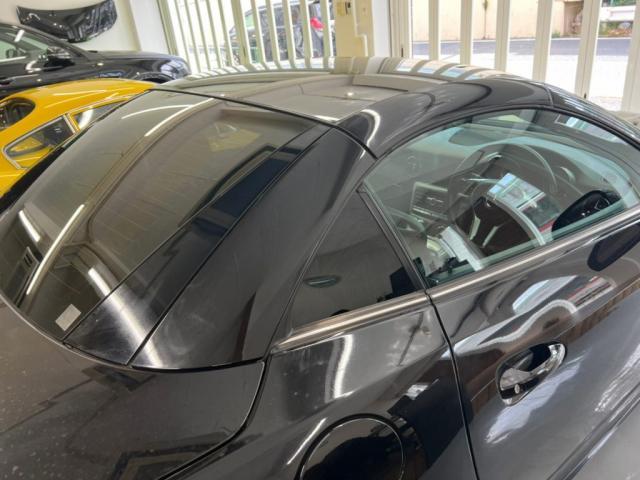 メルセデスベンツＳＬＫ２００にスモークフィルムの施工を致しました！！ お問合せ番号ＳＢ７３６０　東京都世田谷区のジェミーズ株式会社　渋谷区　目黒区　港区　品川区　神奈川　新規のお客様大歓迎　代車　レッカー