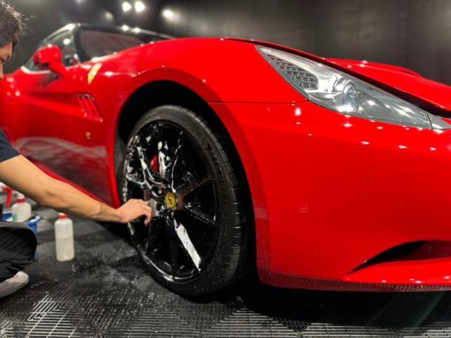 フェラーリ カリフォルニア／セラミックプロイオン２層／ホイールコーティングのご紹介です　東京都世田谷区のジェミーズ株式会社　渋谷区　目黒区　港区　品川区　神奈川　横浜市　川崎市　新規のお客様大歓迎　代車　レッカー