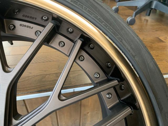 メルセデスベンツ Ｇ４００ｄ の傷がついてしまったホイール【ハイパーフォージド】を新品に交換しました！！東京都世田谷区のジェミーズ株式会社　渋谷区　目黒区　港区　品川区　神奈川　横浜市　川崎市　新規のお客様大歓迎　代車　レッカー