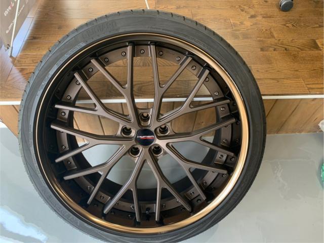 メルセデスベンツ Ｇ４００ｄ の傷がついてしまったホイール【ハイパーフォージド】を新品に交換しました！！東京都世田谷区のジェミーズ株式会社　渋谷区　目黒区　港区　品川区　神奈川　横浜市　川崎市　新規のお客様大歓迎　代車　レッカー