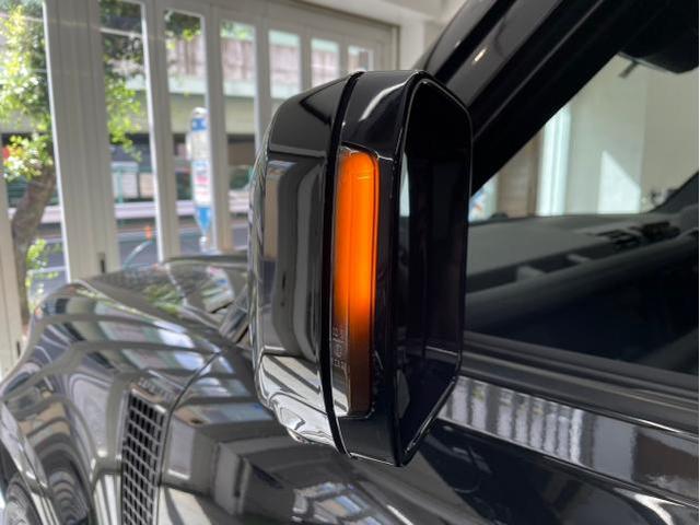 ランドローバー ディフェンダーに【TREEY LAND】シーケンシャルウィンカーの取付カスタムを致しました。お問合せ番号ＳＢ：９４３４