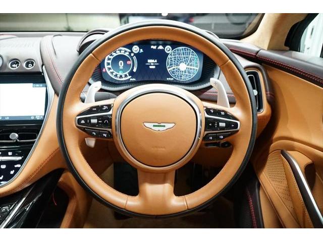 入庫情報 2021年モデル アストンマーティン DBX ツートンインテリア 22AW パノラマ ディーラー車　東京都世田谷区のジェミーズ株式会社　渋谷区　目黒区　港区　品川区　神奈川　横浜市　川崎市　新規のお客様大歓迎　代車　レッカー