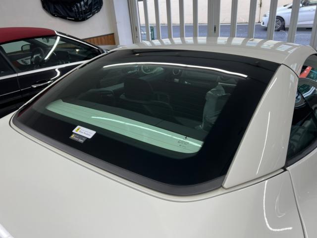 フェラーリ カリフォルニアのリアガラスにスモークフィルムの施工を致しました！！東京都世田谷区のジェミーズ株式会社　渋谷区　目黒区　港区　品川区　神奈川　新規のお客様大歓迎　代車　レッカー