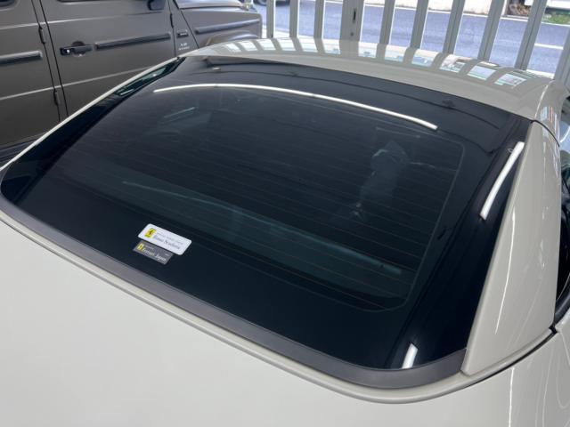 フェラーリ カリフォルニアのリアガラスにスモークフィルムの施工を致しました！！東京都世田谷区のジェミーズ株式会社　渋谷区　目黒区　港区　品川区　神奈川　新規のお客様大歓迎　代車　レッカー