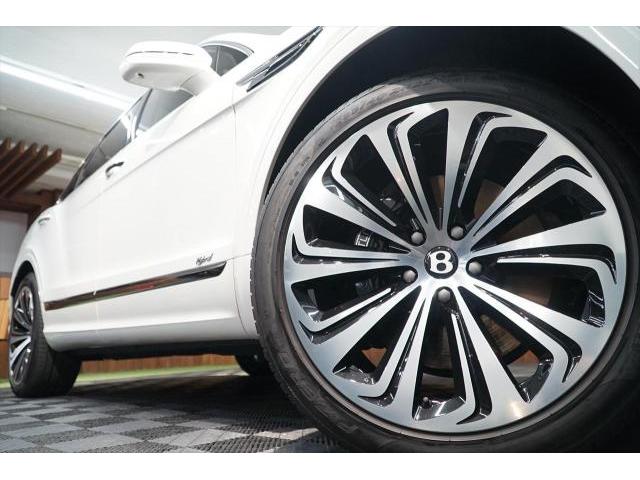 最新入庫　2022年モデル BENTLEY ベンテイガ ハイブリッド マリナードライビングスペック 新車保証付き  東京都世田谷区のジェミーズ株式会社　渋谷区　目黒区　品川区　神奈川　横浜市　新規のお客様大歓迎　代車　レッカー