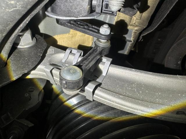 メルセデスＡＭＧ Ｅ５３にＩＩＤ製ロアリングキットの取付カスタムを致しました。お問合せ番号ＳＢ：９４８０東京都世田谷区のジェミーズ株式会社　渋谷区　目黒区　港区　品川区　神奈川　横浜市　川崎市　新規のお客様大歓迎　代車　レッカー