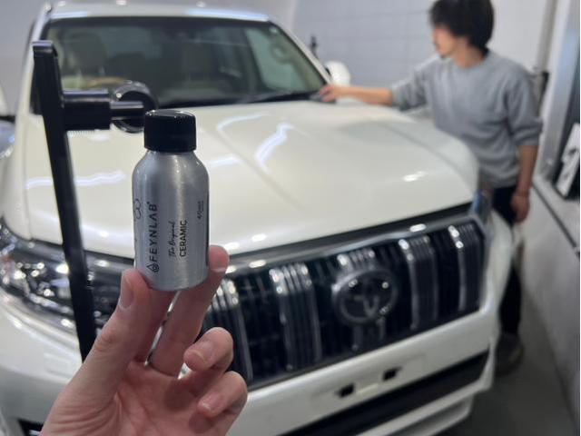 トヨタ ランドクルーザープラド／ファインラボ セラミックウルトラ V2＋オリジナルセラミック／レザークリーニングのご紹介です　東京都世田谷区のジェミーズ株式会社　渋谷区　目黒区　港区　品川区　神奈川　新規のお客様大歓迎　代車　レッカー