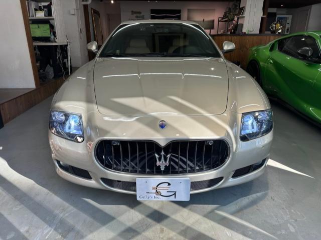 マセラティ クワトロポルテのバルブをＬＥＤバルブに交換を致しました。お問合せ番号ＳＢ：９６５３東京都世田谷区のジェミーズ株式会社　渋谷区　目黒区　港区　品川区　神奈川　横浜市　川崎市　新規のお客様大歓迎　代車　レッカー 