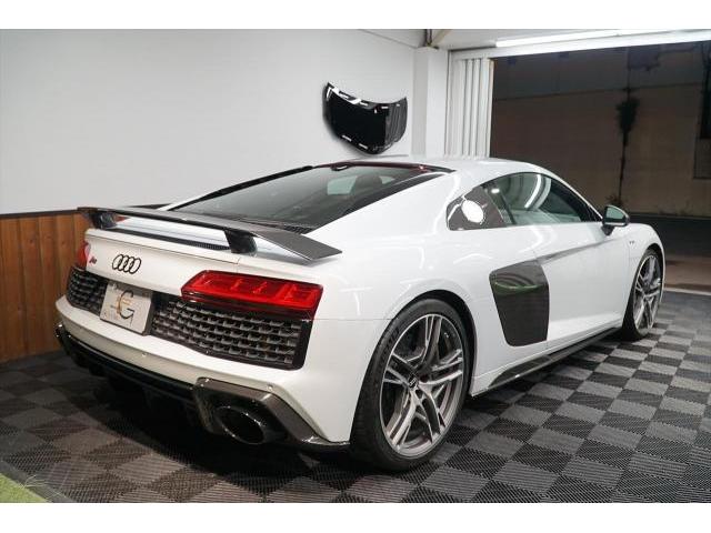 入庫情報 2021MODEL アウディ R8 V10パフォーマンス クワトロ ディーラー車 東京都世田谷区のジェミーズ株式会社　渋谷区　目黒区　港区　品川区　神奈川　新規のお客様大歓迎　代車　レッカー