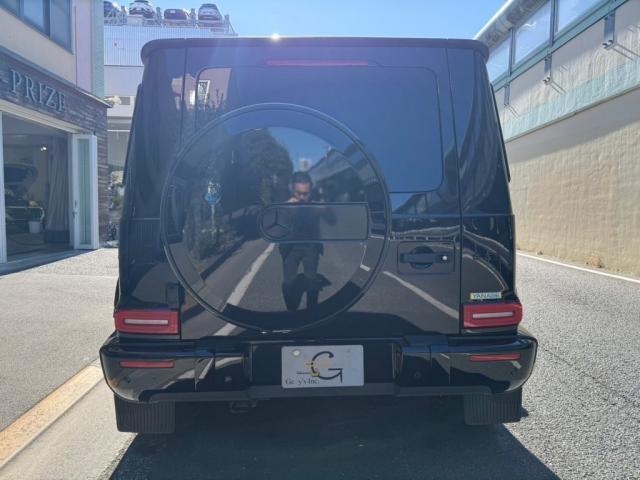 メルセデスＡＭＧ Ｇ６３のエクステリアを塗装とラッピングでブラックアウトカスタムを致しました。お問合せ番号ＳＢ：９７５５東京都世田谷区のジェミーズ株式会社　渋谷区　目黒区　港区　品川区　神奈川　横浜市　新規のお客様大歓迎　代車　レッカー