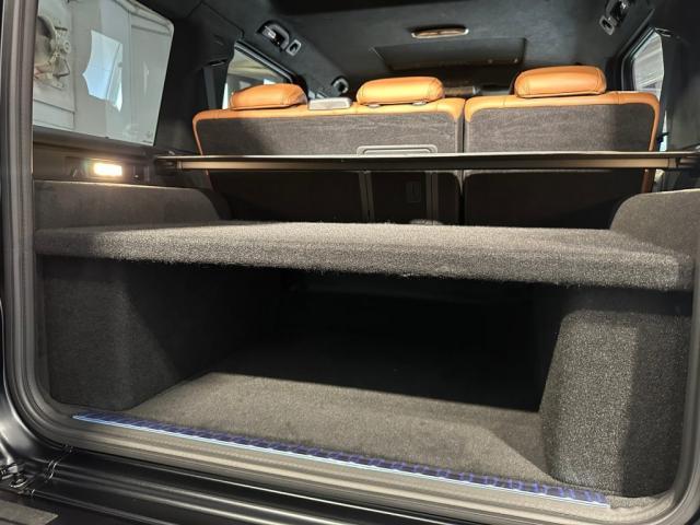 メルセデスＡＭＧ Ｇ６３にＧクラス専用ラゲッジボードの取付カスタムを致しました。東京都世田谷区のジェミーズ株式会社　渋谷区　目黒区　港区　品川区　神奈川　横浜市　新規のお客様大歓迎　代車　レッカー　