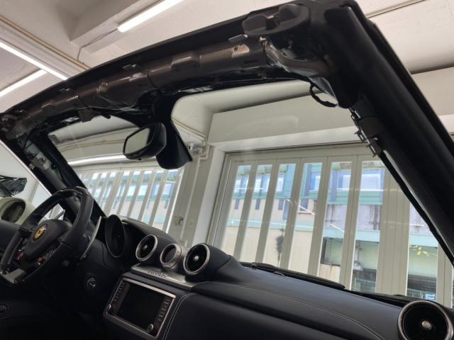 フェラーリ カリフォルニアＴにユピテル製（Ｚ８５０ＤＲ）ドライブレコーダー付きレーダー探知機の取付カスタムを致しました。お問合せ番号ＳＢ：９８８２東京都世田谷区のジェミーズ株式会社　渋谷区　目黒区　港区　品川区　神奈川　横浜市　