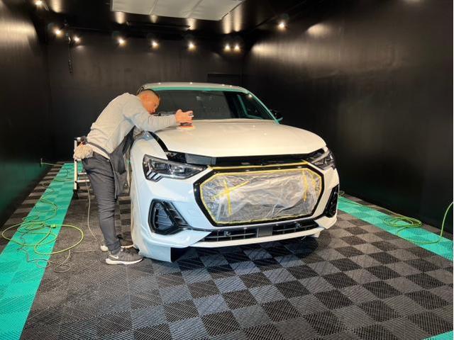 新車アウディ Q3／セラミックプロイオン2層／ホイールコーティングのご紹介です　東京都世田谷区のジェミーズ株式会社　渋谷区　目黒区　港区　品川区　神奈川　横浜市　川崎市　新規のお客様大歓迎　代車　レッカー