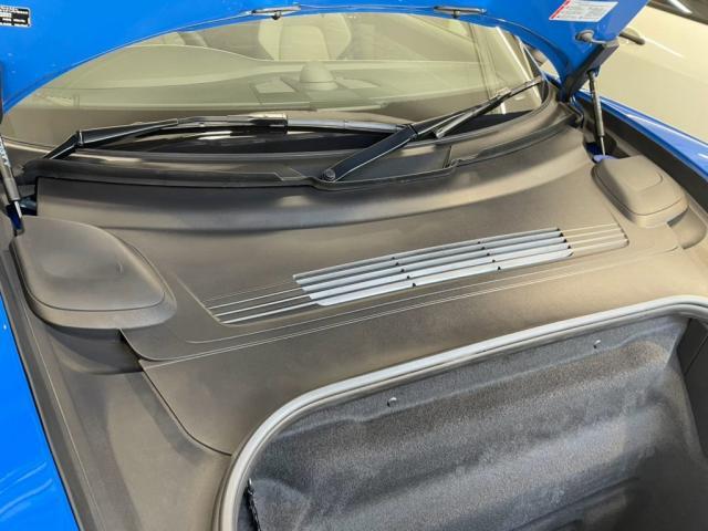 ポルシェ ９９２にＣＴＥＫ（シーテック）バッテリー充電器端子の取り付けをしました。東京都世田谷区のジェミーズ株式会社　渋谷区　目黒区　港区　品川区　神奈川　横浜市　新規のお客様大歓迎　代車　レッカー