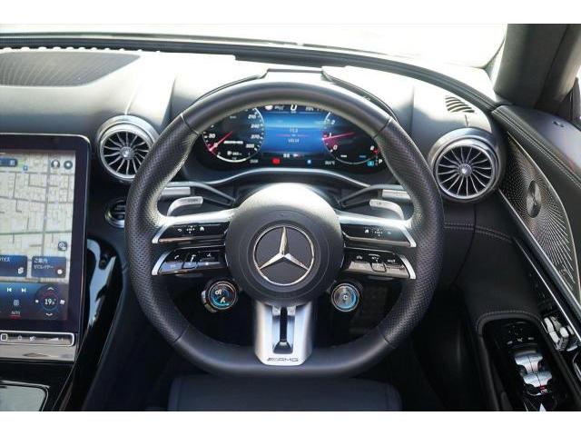 入庫情報 2022年モデル Mercedes-AMG SL43有償ボディカラーアルペングレザー 新車保証付ディーラー車　東京都世田谷区のジェミーズ株式会社　渋谷区　目黒区　港区　品川区　神奈川　横浜市　新規のお客様大歓迎　代車　レッカー