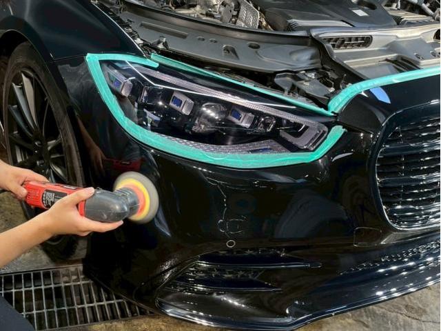 メルセデスベンツ S400d／セラミックプロイオン2層部分コーティング／ホイールコーティングのご紹介です　東京都世田谷区のジェミーズ株式会社　渋谷区　目黒区　港区　品川区　神奈川　横浜市　川崎市　新規のお客様大歓迎　代車　レッカー