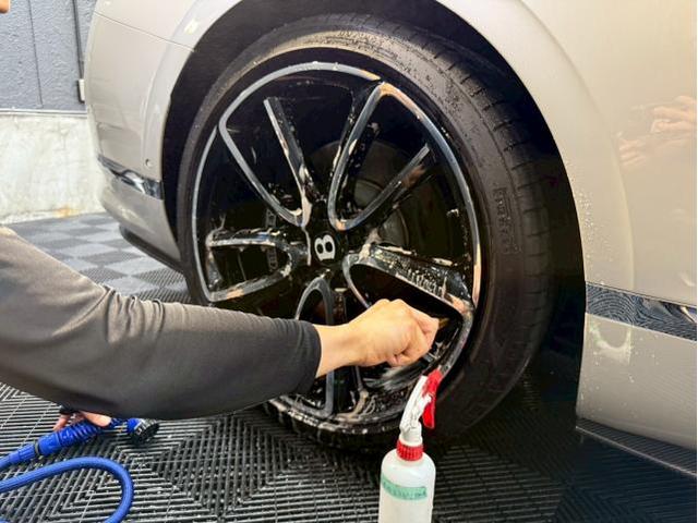 ベントレー コンチネンタルGT／クリアガード コードSコーティングのご紹介です　東京都世田谷区のジェミーズ株式会社　渋谷区　目黒区　港区　品川区　神奈川　横浜市　新規のお客様大歓迎　代車　レッカー